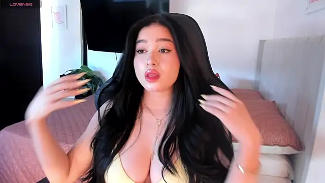 Snapshot of Abbye_blue01 chatting on 07.21.26 Abbye blue01 online show from 07.21.26