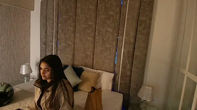 Snapshot of GiselOrtiz chatting on 09.19.25 GiselOrtiz online show from 09.19.25