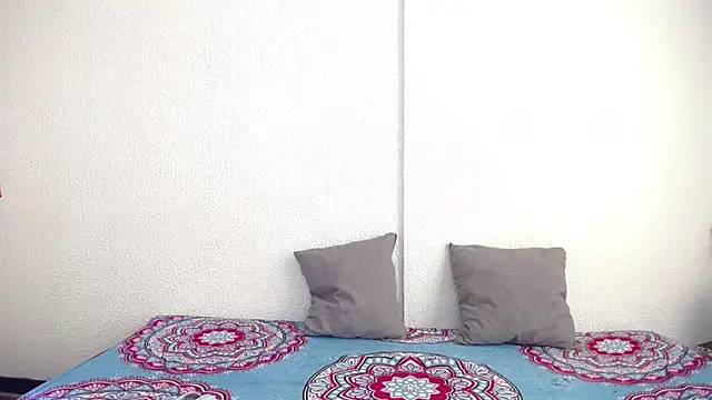  joanne and oliver  online show from 09.20.25