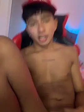 Leonarrrd 01 online show from 12.21.25