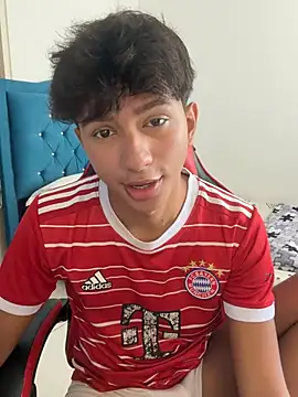 Leonarrrd 01 online show from 03.12.26