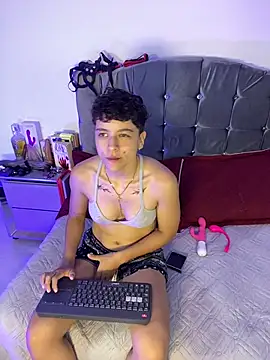 Antonella Cruz02 online show from 05.18.26