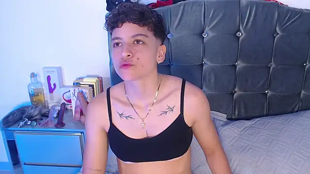 Antonella Cruz02 online show from 05.24.26