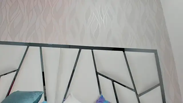  aurora18  online show from 02.10.26