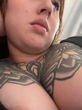 ValerieHilton online show from 09.29.25