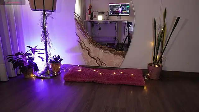 chloebritto online show from 05.11.26