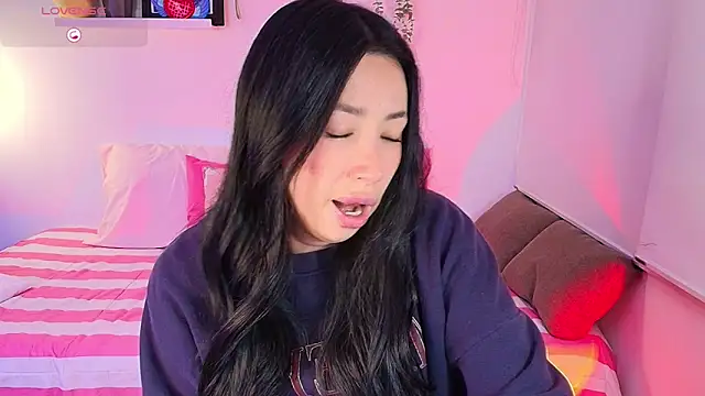 lilyy evanss online show from 02.27.26