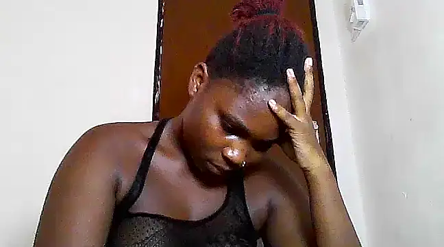 Snapshot of SexyKimberly23 chatting on 02.22.25 SexyKimberly23 online show from 02.22.25