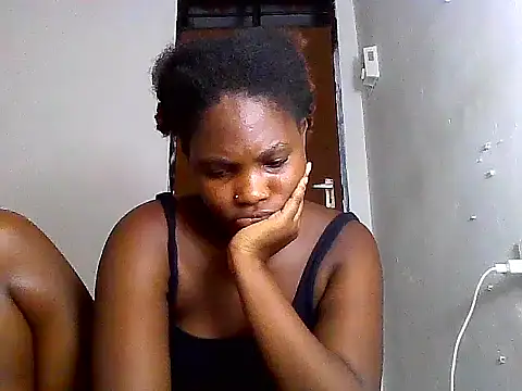 Snapshot of SexyKimberly23 chatting on 09.15.25 SexyKimberly23 online show from 09.15.25