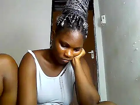 Snapshot of SexyKimberly23 chatting on 10.08.25 SexyKimberly23 online show from 10.08.25