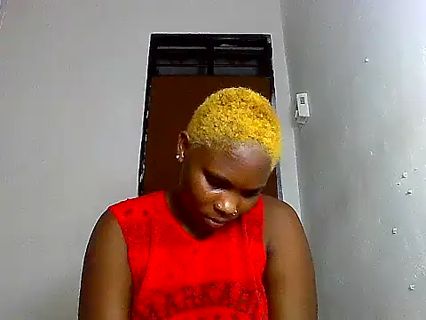 Snapshot of SexyKimberly23 chatting on 10.16.25 SexyKimberly23 online show from 10.16.25