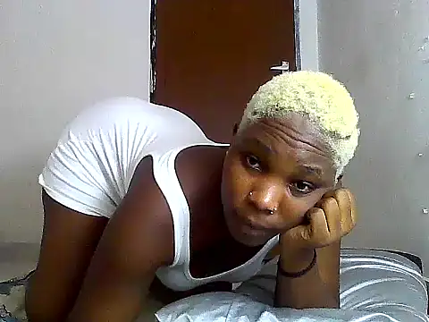 Snapshot of SexyKimberly23 chatting on 11.10.25 SexyKimberly23 online show from 11.10.25