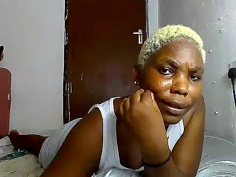 Snapshot of SexyKimberly23 chatting on 11.20.25 SexyKimberly23 online show from 11.20.25