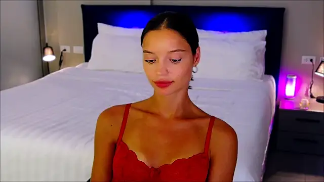 wow Mia online show from 02.15.25