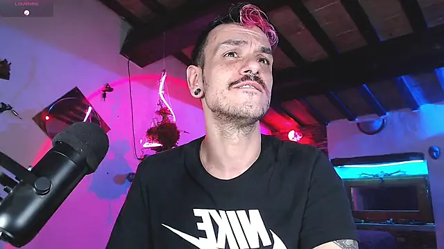 Snapshot of cek_186 chatting on 01.18.25 cek 186 online show from 01.18.25