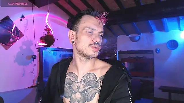 Snapshot of cek_186 chatting on 01.19.25 cek 186 online show from 01.19.25