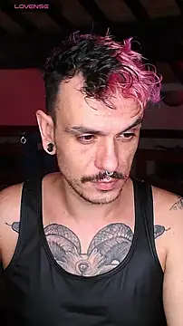 Snapshot of cek_186 chatting on 02.04.25 cek 186 online show from 02.04.25