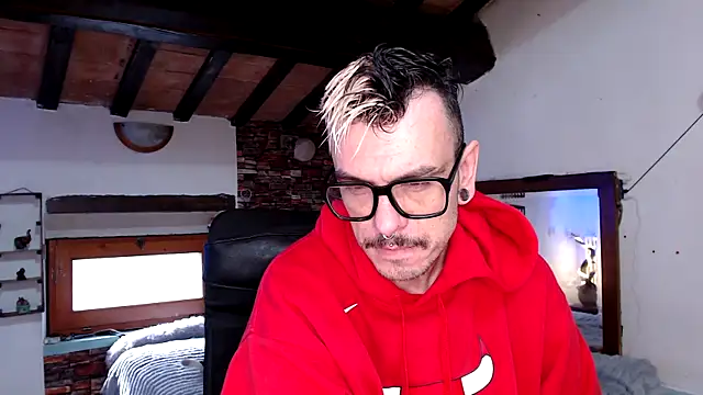 Snapshot of cek_186 chatting on 03.23.25 cek 186 online show from 03.23.25