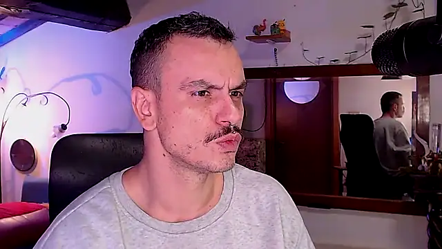 Snapshot of cek_186 chatting on 10.01.25 cek 186 online show from 10.01.25