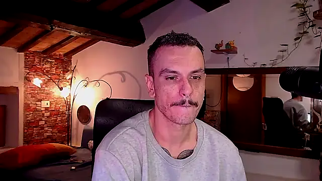 Snapshot of cek_186 chatting on 10.02.25 cek 186 online show from 10.02.25