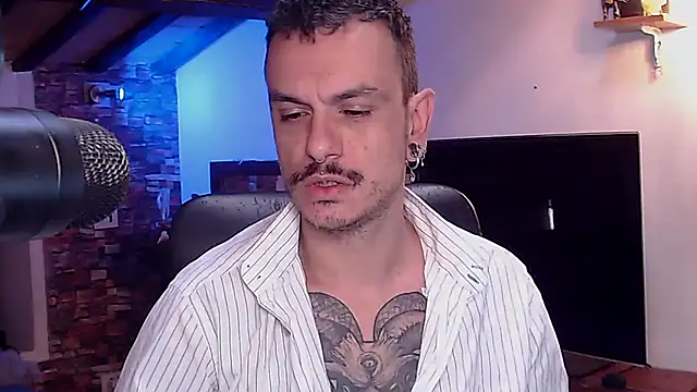 Snapshot of cek_186 chatting on 10.08.25 cek 186 online show from 10.08.25