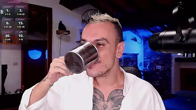 Snapshot of cek_186 chatting on 11.03.25 cek 186 online show from 11.03.25