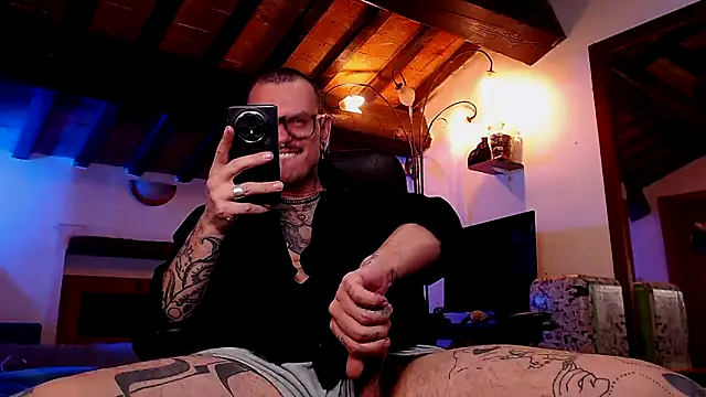 Snapshot of cek_186 chatting on 11.11.25 cek 186 online show from 11.11.25