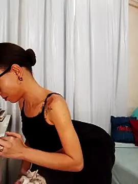 Snapshot of pollypetrovaxxx chatting on 02.04.26 pollypetrovaxxx online show from 02.04.26