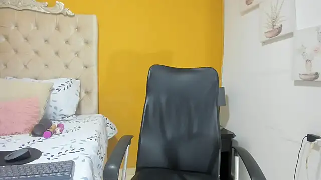 rousse sexyandhot online show from 02.22.26