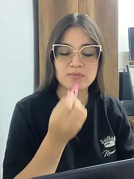 Snapshot of CamilaSofiia chatting on 10.06.25 CamilaSofiia online show from 10.06.25