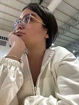 Snapshot of CamilaSofiia chatting on 01.15.26 CamilaSofiia online show from 01.15.26