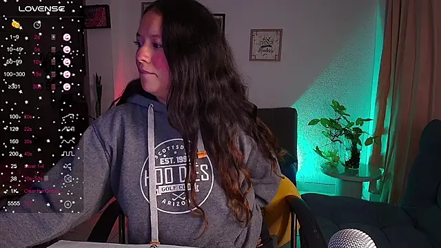 Lexie Thompson10 online show from 03.18.25