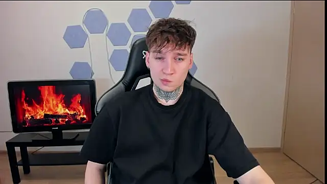 Chris Tyson online show from 01.05.25