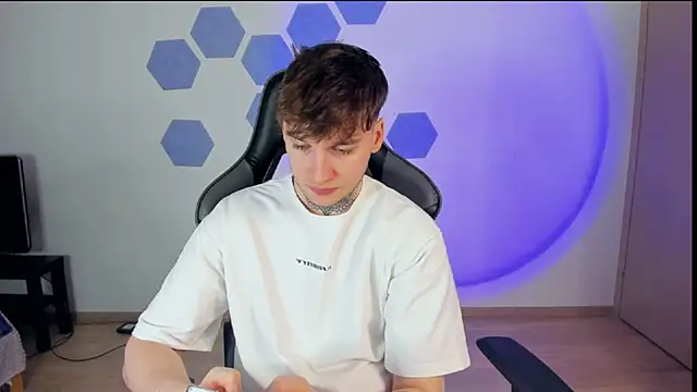 Chris Tyson online show from 02.26.25