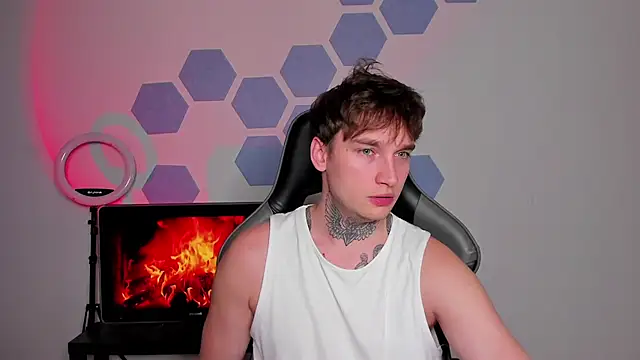 Chris Tyson online show from 10.23.25