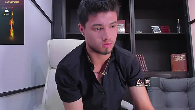 EdwardRoss  online show from 02.08.25