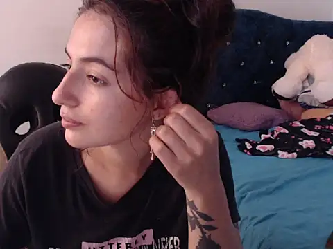 Snapshot of Kate_lorens9 chatting on 01.16.25 Kate lorens9 online show from 01.16.25