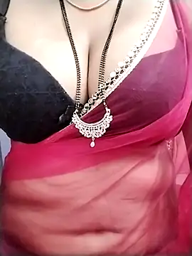 Snapshot of Karin-007 chatting on 11.25.25 Karin-007 online show from 11.25.25