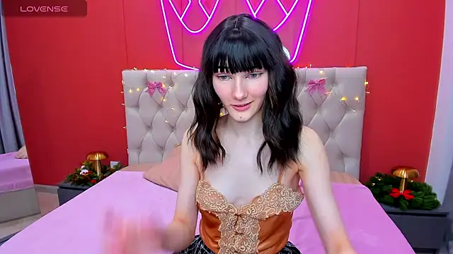 Lili flowerr online show from 01.10.25