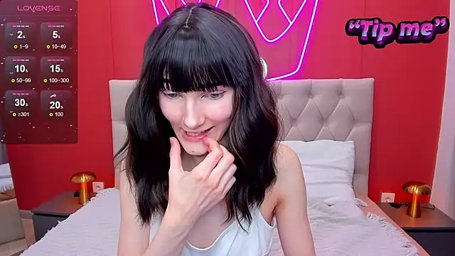 Lili flowerr online show from 01.25.25