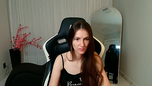 upssnowy online show from 10.31.25