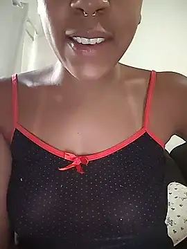 Julia Pretinha online show from 01.13.26