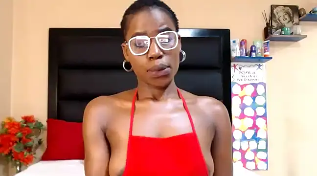 LongPussyLipsxx online show from 02.14.25