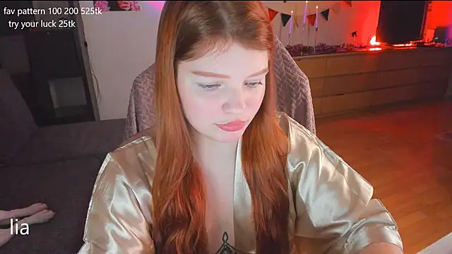 Snapshot of lil_lia chatting on 01.14.25 lil lia online show from 01.14.25