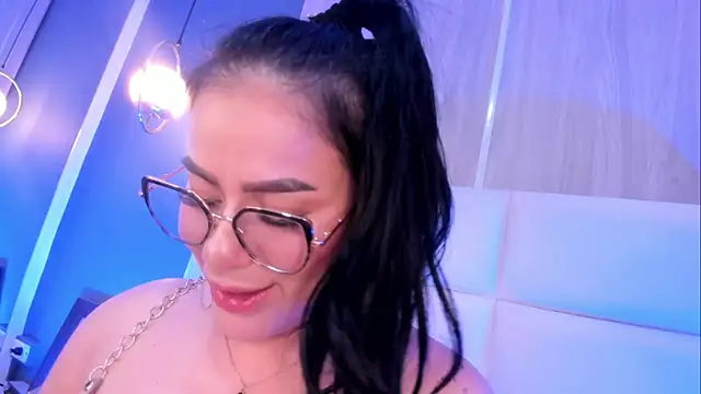 Miah gomez  online show from 03.19.25