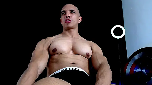 Antonywebb94 online show from 12.21.25