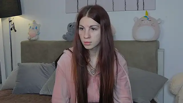 CassKiera online show from 10.14.25