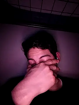 Snapshot of zxcalientes chatting on 12.03.25 zxcalientes online show from 12.03.25