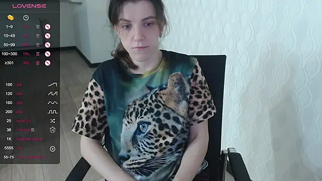 LisaHeart online show from 12.21.25