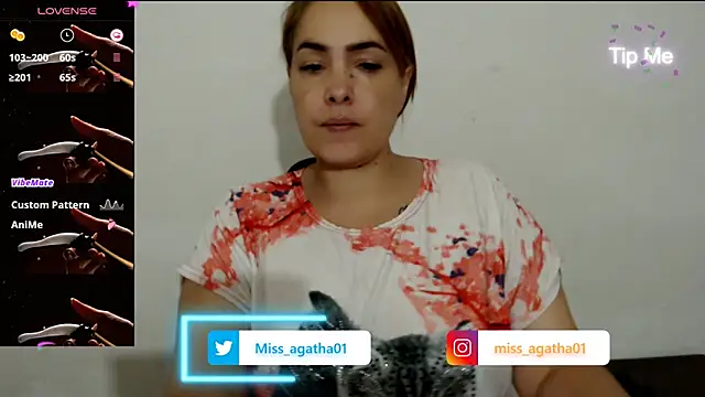 Miss Agatha online show from 02.05.25